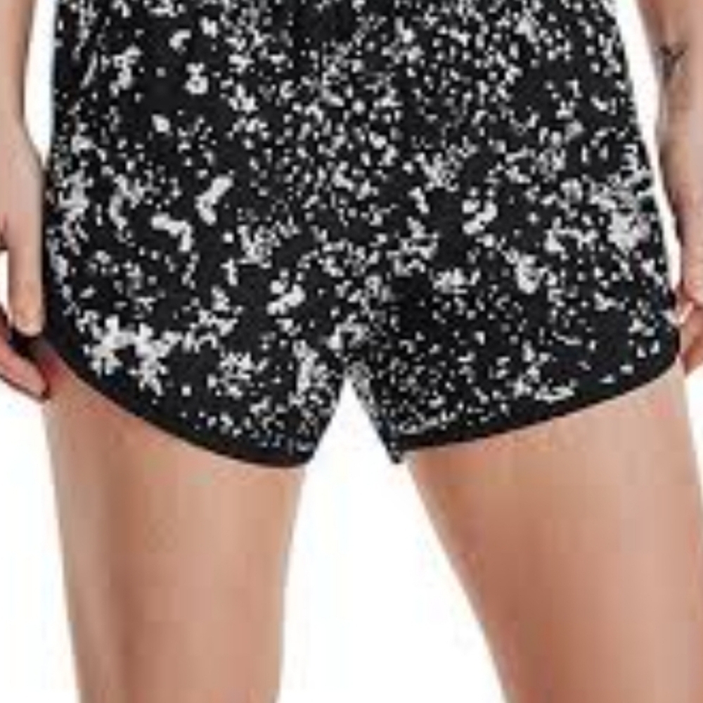 Under Armour Fly-By 2.0 Printed Shorts Size LARGE  LOOSE FIT  LARGE